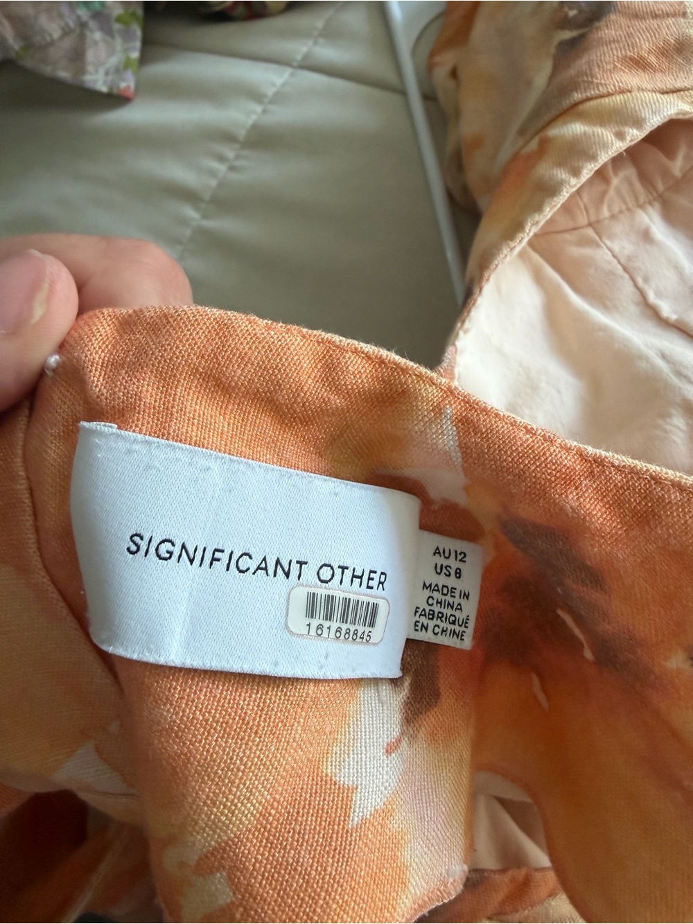 Open-Back Orange Floral Puff-Sleeve Crop Top - Picture 2 of 3